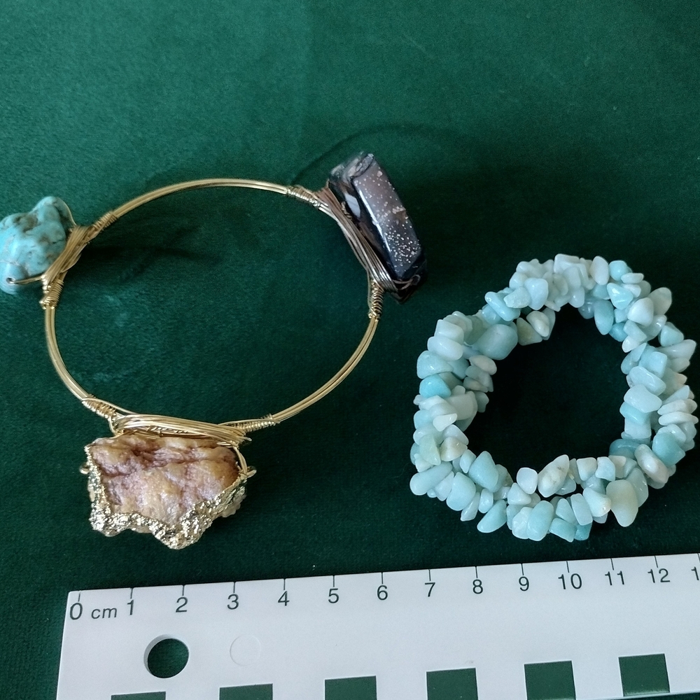 3/$30 Gold Tone Wire Assorted Stones Accent and Blue Stone Stretch Bracelet Set